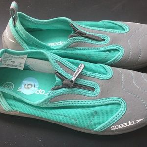 Speedo Women's Zipwalker  Water shoes